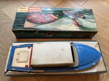 Canot de course Hornby Meccano