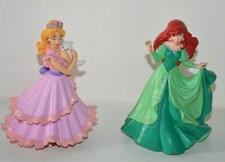 Lot 2 figurines  plastique