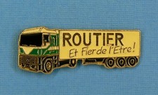 1 PIN'S / SEMI-REMORQUE "