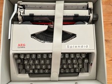 Machine À Écrire AEG Olympia 