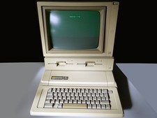 Ancien ordinateur APPLE 2e