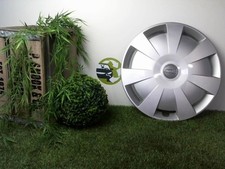 Enjoliveur AUDI A3 3 SPORTBACK PHASE 1 8V0601147D