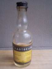 mignonnette chartreuse jaune 1975 1982 mini petite miniature bouteille liqueur