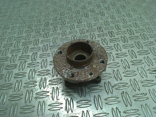 Fusee arriere gauche renault - gauche,
