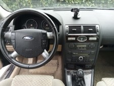 tableau de bord Ford mondeo mk3 année 2006