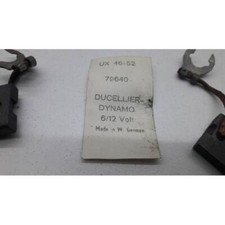 Citroen 2CV HY DS - Panhard - Peugeot 203 403 404 - Renault 4cv Estafette R3 R4 