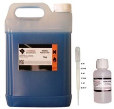 5Kg de RESINE POLYESTER ISO. MARINE + 125g de catalyseur & 1 pipette doseuse.
