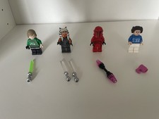 Lot de 4 figurines Lego