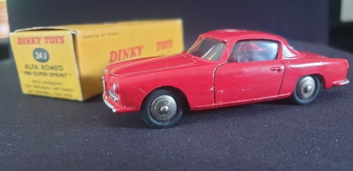 Dinky toys alfa romeo - romeo, 24j