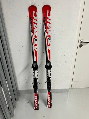Skis with bindings good - skis,
