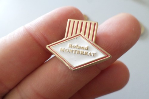 Rare badge pin - badge, roland