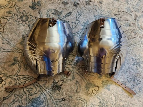 Armure épaule 15ème - armure,