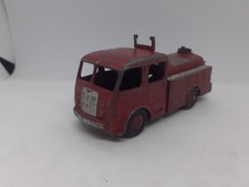 BERLIET 1er SECOURS DINKY TOYS