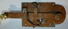 Ancienne serrure ressort en - ressort,