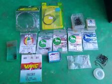 fils de pêche hameçons, plombs, flotteurs, moulinets, émérillons.