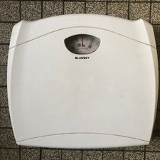 pèse-personne balance mécanique Bluesky vintage Max. 120 Kg.