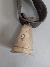 Cloche de Betail N°2 Sonnaille + Collier Chamonix Devouassoud ancien Avignon 