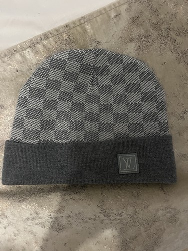Bonnet - , lv