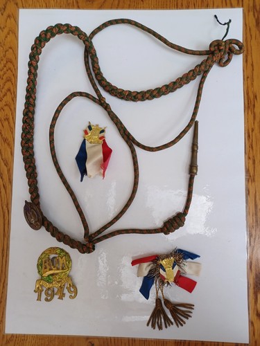 Fourragère insignes - et,
