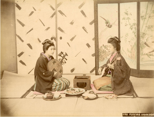 Japon playing shamisen - japon,,