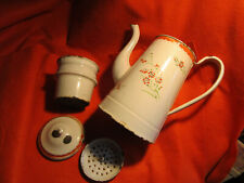 JOLIE CAFETIERE ANCIENNE TOLE