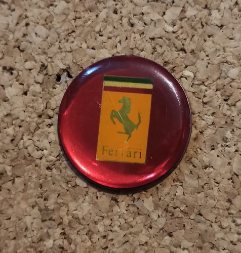Pin ferrari cheval - pin's,