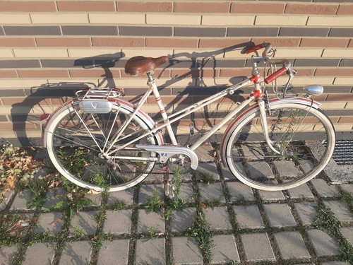 Vélo peugeot randonneuse 650 - vélo,