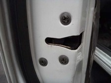 SERRURE DE PORTE AVANT GAUCHE