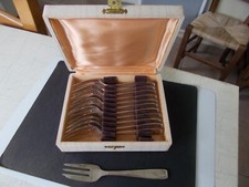 Ecrin de 12 fourchettes à