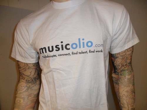 Musicolio tshirt musician - tshirt,