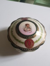 Ancienne belle  BONBONNIERE  porcelaine M Z AUSTRIA  portrait JOSEPHINE Napoleon