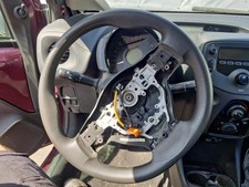 Volant Peugeot 108 P23001134