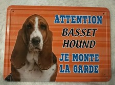 Plaque attention BASSET HOUND Je monte la garde . 15x21cm. Très Bon État 