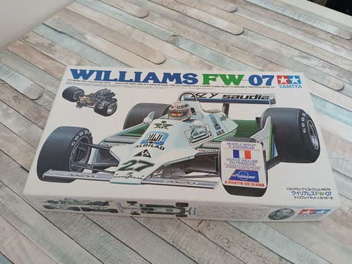 Maquette voiture tamiya - 1/20,