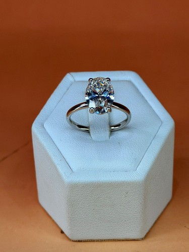 Bague blanc 18 - en,