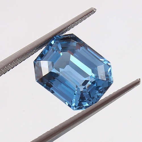 Pierre précieuse aquamarine - pierre,