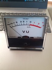 Vu mètre TEAC pour magnétophone A3340 - A4010S etc.......  dimension: 80 X 70 mm