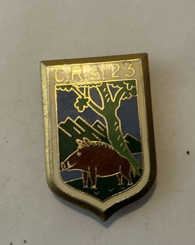 Militaria insigne militaire - militaria,