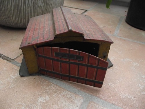 Jouet ancien garage - /😊,