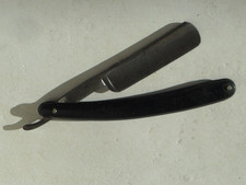 ancien rasoir , coupe choux " GRAT " 138