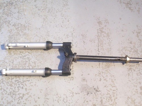 Fourche antérieure pour - fourche,