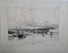 Vue prise dans le port de