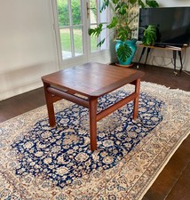 Table basse en teck massif –