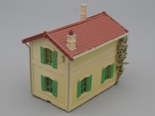 Maison de garde barrière