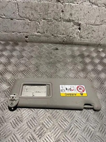Toyota rav pare - a4, pare-soleil