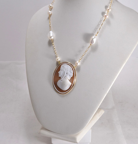 Collier jaune 18kt avec - 18kt,