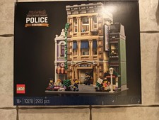 Lego Icons 10278 Le poste de