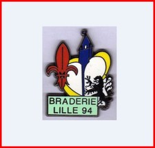 Pin's Pins Braderie Lille 94 Coeur Du 59/62 Fleur De Lys Lion Des Flandres Zamac