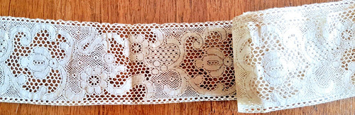 Dentelle ancienne 250 cm - cm, x