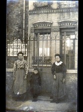 Devanture Commerce-Artisanat REPASSEUSE de FIN "M. LEGRAND" Carte-photo postale